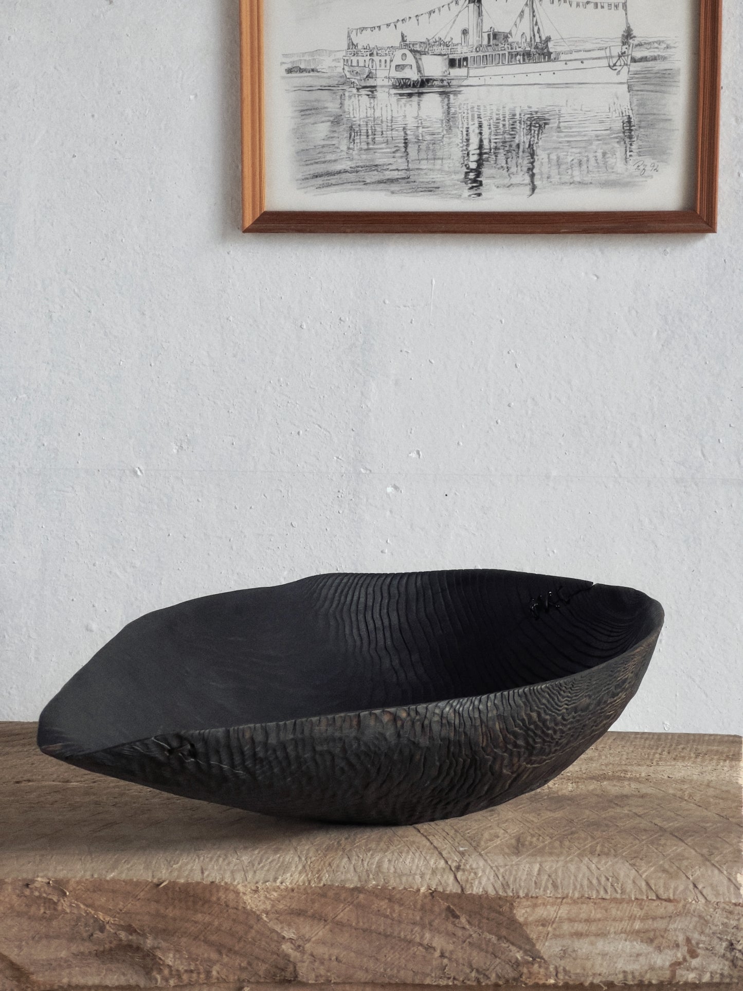 CHARRED WOODEN BOWL - IN ASH