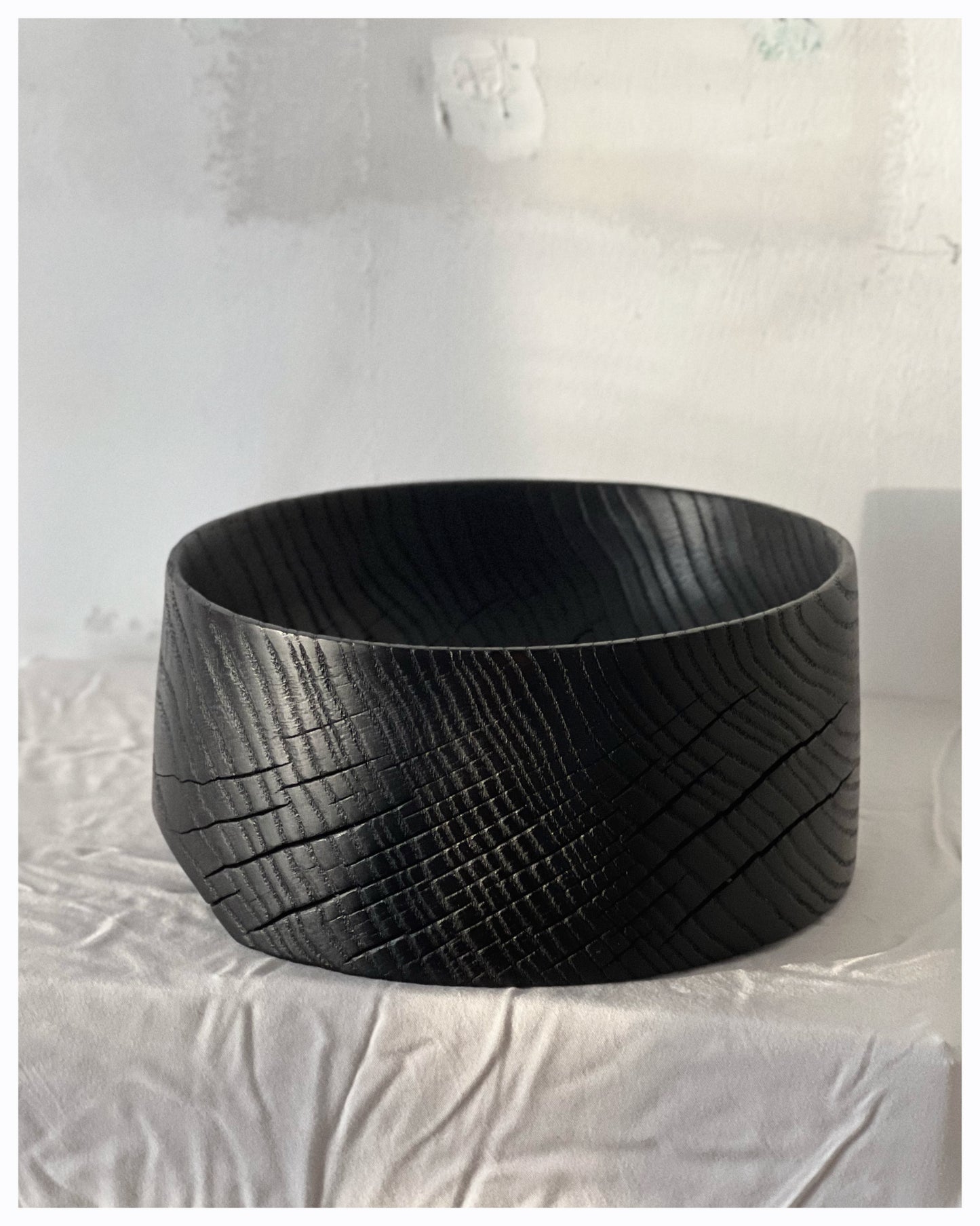 CHARRED WOODEN BOWL - IN OAK