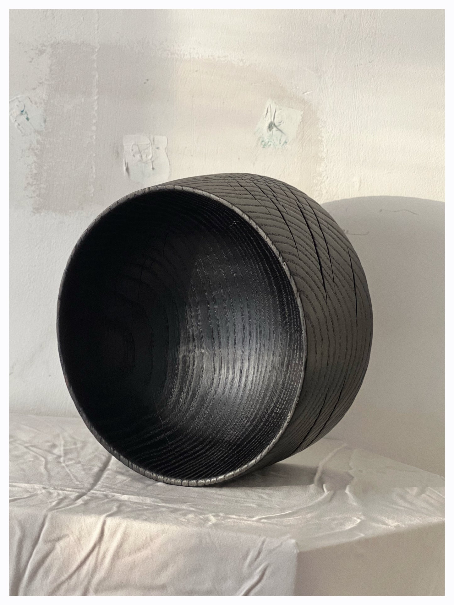 CHARRED WOODEN BOWL - IN OAK