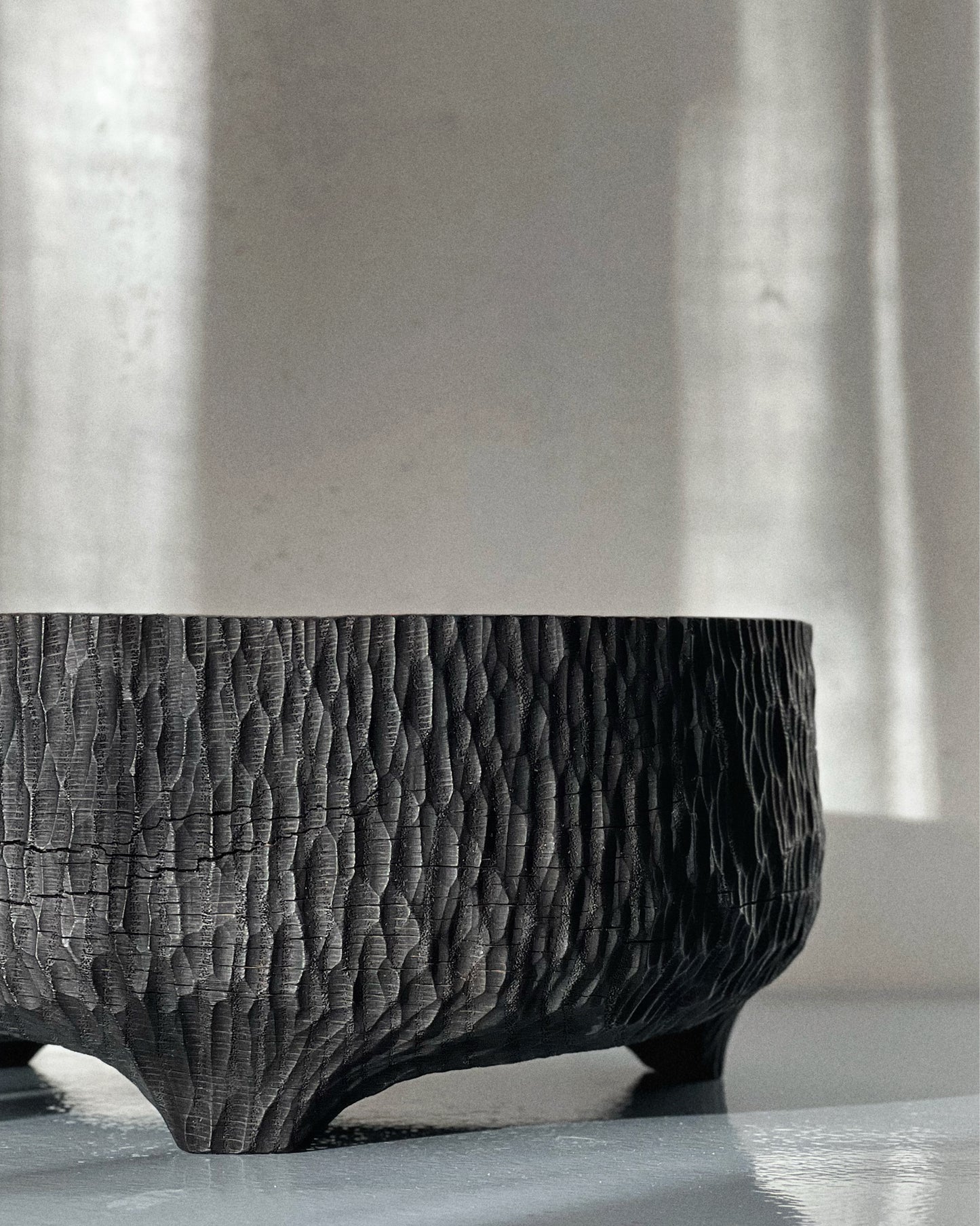 CHARRED WOODEN BOWL - IN OAK